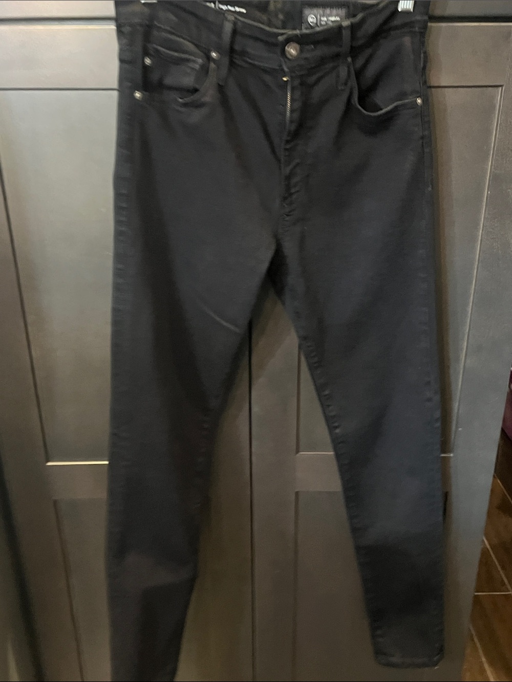 AG High Rise Skinny Farrah Ankle Black Jeans. Sz. 28. Very good condition - Picture 2 of 13